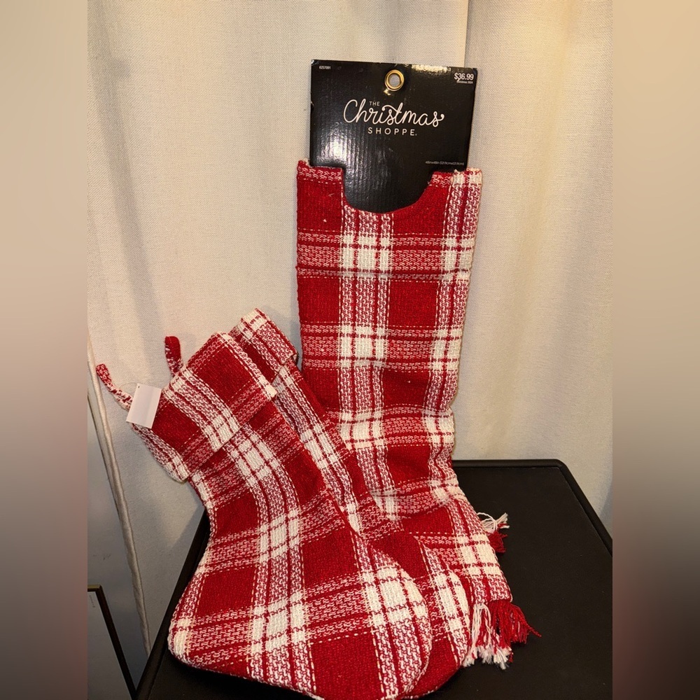 Hobby Lobby tree skirt and two stockings NWT